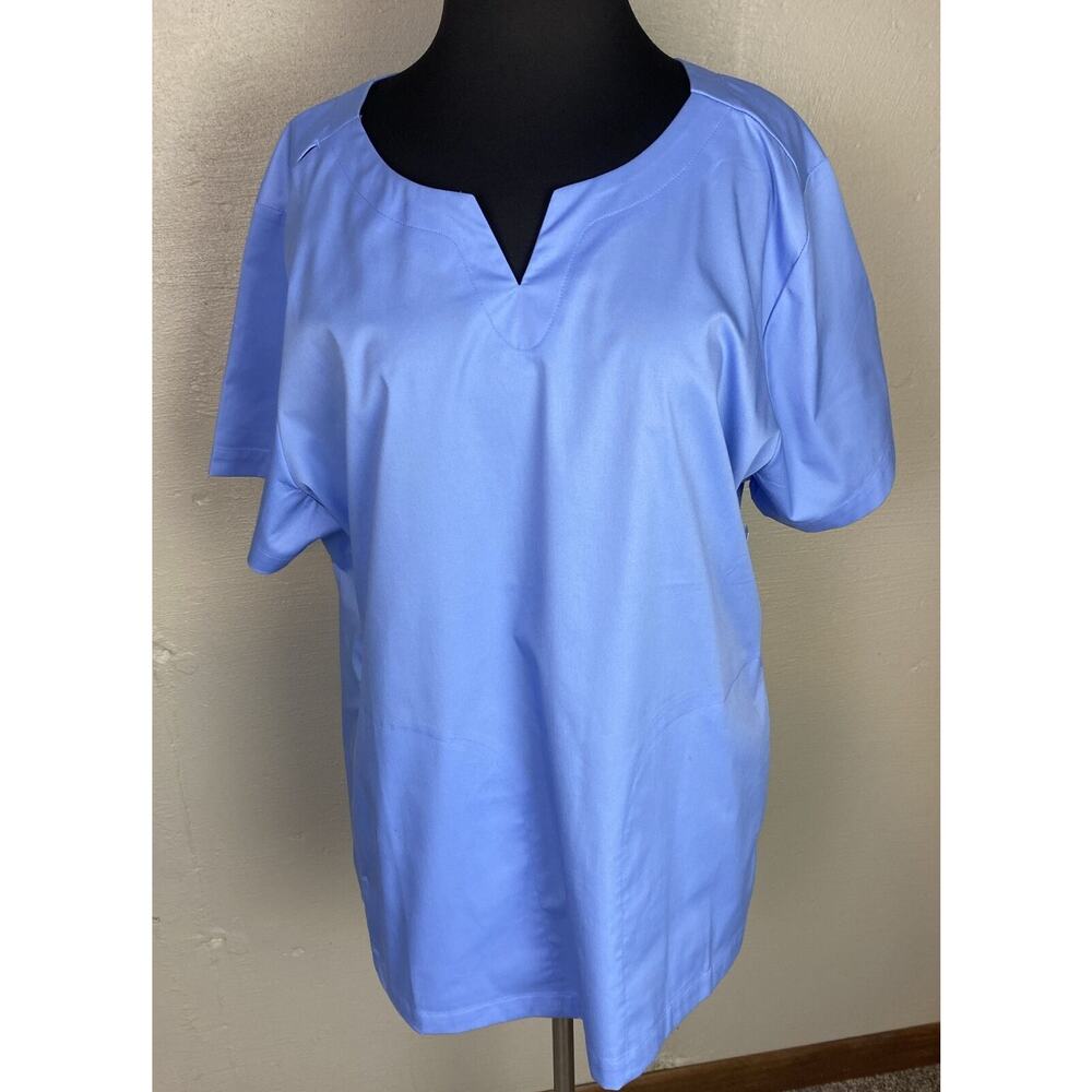Amazon Essentials Women's Classic Fit Split Neck Scrub Top XXL Cornflower Blue